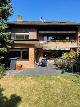 Foto - Eine großräumige 2,5 Zimmer Dachgeschosswohnung