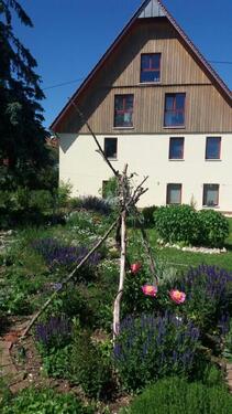 Foto - Imkerparadies Bauernhaus mit großem Garten auf der Alb