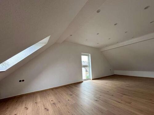 Foto - Geräumige 5,5-Zimmerwohnung in Schwalmstadt Florshain