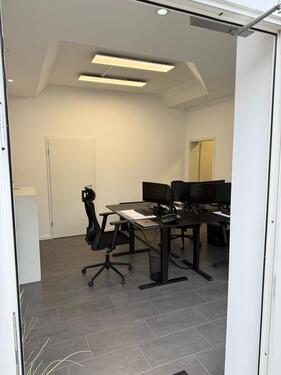 Foto - Ladenfläche Büro Friseur Praxis 29 qm + Küche Bad PROVISIONSFREI