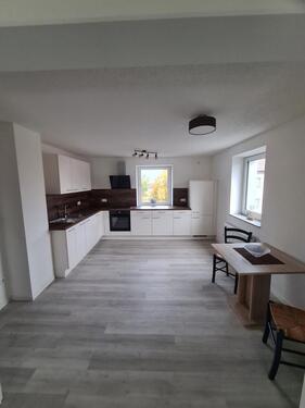 Foto - Grosse, helle 3 Zimmerwohnung - 980,00&nbsp;EUR Kaltmiete, ca.&nbsp; 78,00&nbsp;m&sup2;