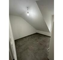 Moderne 3-Zimmer-Dachgeschosswohnung KfW-55 - Heilbronn Frankenbach