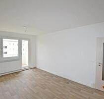 neu sanierte 3-Raum-Wohnung, II.Etage, Dusche, Balkon! Bezug sofort möglich! - Sangerhausen