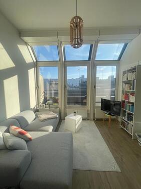 Foto - 1 Zimmer Dachgeschoßwohnung zur Miete in Hamburg