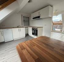 Dachgeschoss-Wohnung im 2. OG in Langenselbold