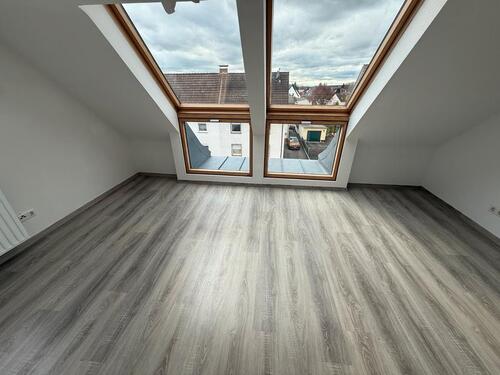 Foto - 2 Zimmer Dachgeschoßwohnung zur Miete in Langenselbold