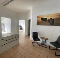 Größzügiges Büro zu vermieten - 1.400,00 EUR Kaltmiete, in Bad Kreuznach (PLZ: 55543) Bad Münster am Stein-Ebernburg