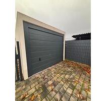 Einzelgaragenstellplatz - 350,00 EUR Miete, in Neckarsulm (PLZ: 74172)