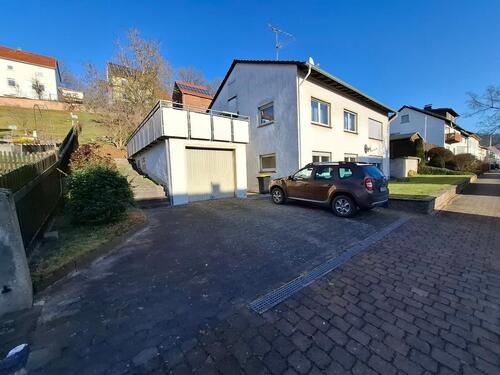 Foto - Einfamilienhaus mit Einliegerwohnung