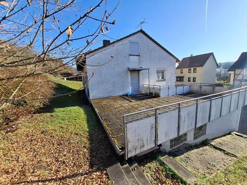 Foto - 3 Zimmer Mehrfamilienhaus, Wohnhaus in Ronshausen