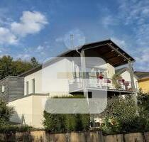 Endlich mehr Platz! - 1.450,00&nbsp;EUR Kaltmiete, ca.&nbsp; 161,00&nbsp;m&sup2; in Bad Kissingen (PLZ: 97688)