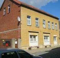 geräumige, helle 1-R.-Wohnung mit Küche und Bad, separater Zugang - Gröningen