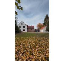 Doppelhaushälfte (Eckhaus) mit 1.542 m² Grundstück – Einbeck