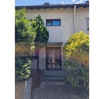 Familienfreundliches Reihenendhaus in Flörsheim - Garage & Garten - Flörsheim am Main