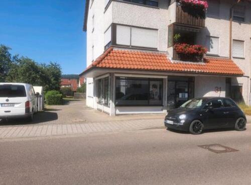 Foto - Friseur Nagelstudio Stuhl Untermiete