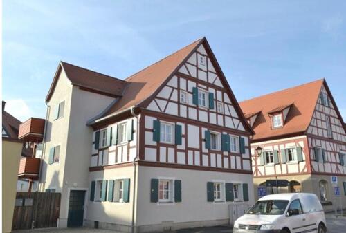 Foto - 8 Zimmer Mehrfamilienhaus, Wohnhaus in Bad Windsheim