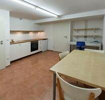 Kleines eigenständiges Büro in ehemaliger Werkstatt am Flaucher - München Au-Haidhausen