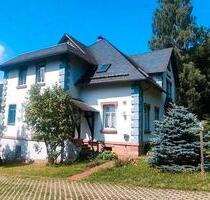 2-Fam. Haus in 04736 Walheim - 399.500,00&nbsp;EUR Kaufpreis, ca.&nbsp; 293,00&nbsp;m&sup2; in Waldheim (PLZ: 04736)