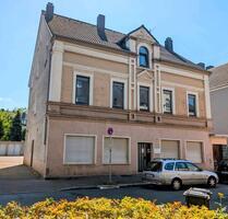 Mehrfamilienhaus + Gewerbe 8 Garagen Ausbaupotenzial - Gelsenkirchen Rotthausen