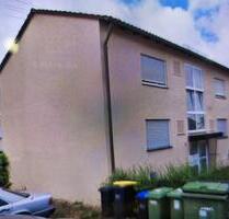 2-Zimmer Wohnung im 2. OG in Großsachsenheim, Bahnhof in 8 Min.