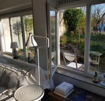 Maubach - Voll möbliert, Einbauküche, kleinem Garten, Stellplätze - Winnenden