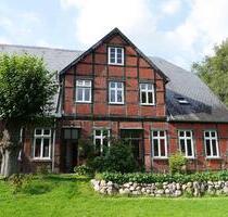 Sonnige Wohnung 70qm (2 Zimmer plus Wohnküche) in Lüdersburg - Scharnebeck