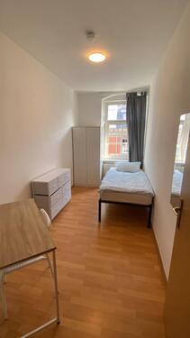 Foto - Zimmer frei in 3er WG - 160,00 EUR Kaltmiete,