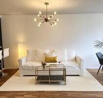 Fully furnished: Stilvoll möbliertes Apt., Münchnen-NordHaimhausen, inkl. WLAN+SMART TV