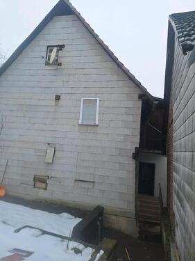 Foto - 10 Zimmer Bauernhaus, Landhaus zum Kaufen in Biedenkopf