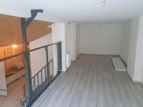 Foto - 24 m² Büro Gewerbe Raum Praxis Physio Studio Massage mieten a b