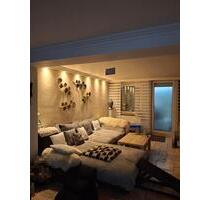 Stilvolle Erdgeschosswohnung mit eigenem Garten in Gelsenkirchen-