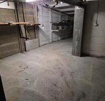 große Garage , Halle, Hobbyraum - Chemnitz Altendorf