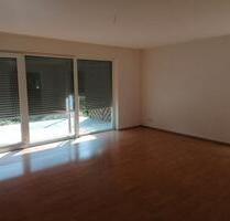 Helle, gepflegte 3-Zimmer EG Wohnung mit Terrasse in Gimbsheim