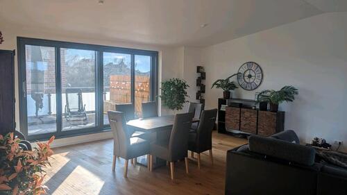 Foto - Traum-Penthouse mit Top-Anbindung nach Hamburg – Aufzug & Carport