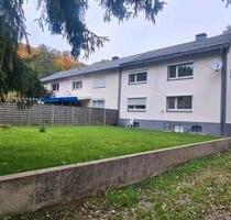 Wohnen im Grünen: Erdgeschoss, sehr ruhig, mit Garten - Brilon