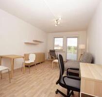 Möbliertes 1-Raum-Apartment mit Balkon in Plauen