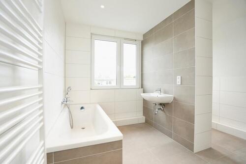 Foto - Luxuriöses Tageslichtbad I komplett neuer Grundriss