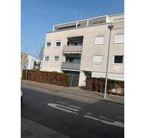 2 Zimmer Wohnung EG mit Terrasse und. Tiefgarage Stellplatz - Euskirchen