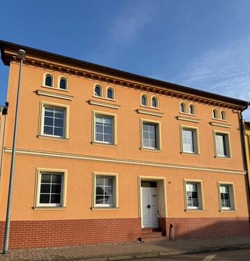 Foto - Sanierte Wohnung mit Blick in den grünen Innenhof