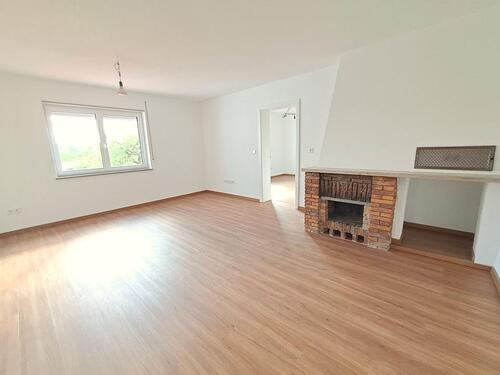 Foto - Erstbezug nach Kernsanierung – Moderne 6- Zimmer- Wohnung