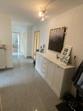 Foto - Dachgeschosswohnung mit Balkon in ruhiger Lage – 104,5 m²