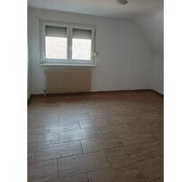 2,5 Zimmer Wohnung - 690,00 EUR Kaltmiete, ca.  57,00 m² in Zell am Main (PLZ: 97299)