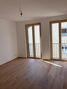 Foto - Helle 3-Zimmer-Wohnung mit Loggia - Wohnung 07