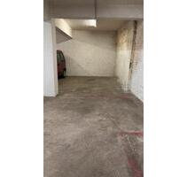 Auto +Motorrad Garagenstellplatz Barbarossaplatz am Weidenbach - Köln Lindenthal
