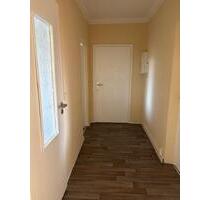 3- Raum Wohnung mit Küche - 350,00&nbsp;EUR Kaltmiete, ca.&nbsp; 58,00&nbsp;m&sup2; in Veilsdorf (PLZ: 98669)