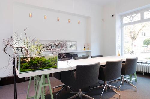 Foto - Kleiner Büroraum im stilvollen Innenarchitekt-Atelier - Schreibtischplätze für 2