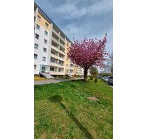 Kautionsfreie 3-Raum-Wohnung im 1. Obergeschoss! - Hohenstein-Ernstthal