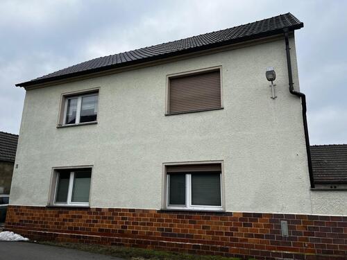 Foto - Zweifamilienwohnhaus mit Nebengebäuden in Ruhland