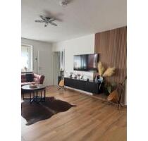 Renovierte 2 Zimmer Wohnung mit Balkon in Aichach