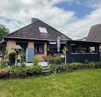 Schönes freistehendes EFH in Horst mit Garten und Carport - Horst (Holstein)